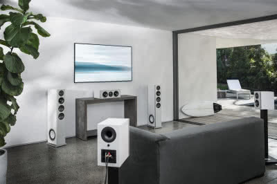 D15, D17 i D5C: Nowe kolumny Definitive Technology z serii Demand