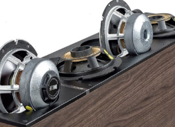 Czy obudowa z membraną bierną to obudowa zamknięta?