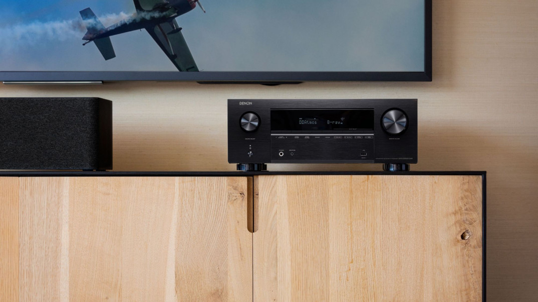 Denon przedstawia nową linię urządzeń kina domowego 8K 