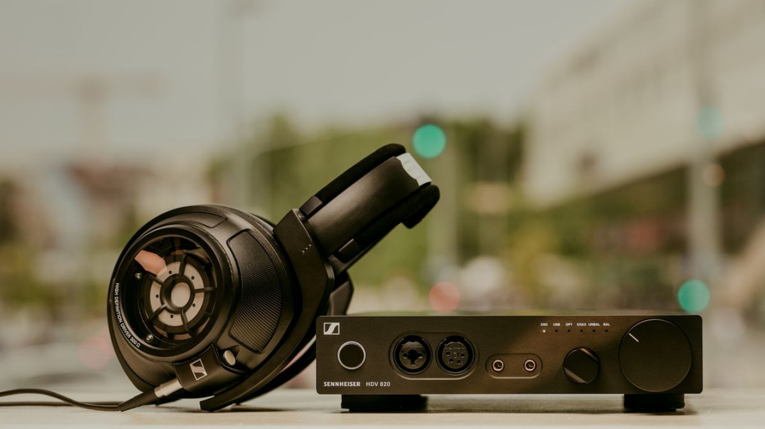 Słuchawki Sennheiser HD 820 już w sprzedaży