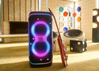 Kolejny imprezowy głośnik JBL - Partybox 720. Świetlne pokazy i 15 godzin grania