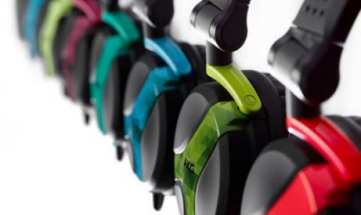 Nowe, bo kolorowe słuchawki AKG K518