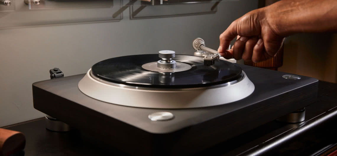 DP-3000NE - nowy gramofon w portfolio Denona