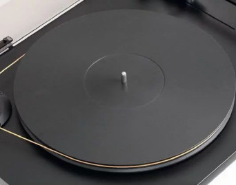 Napęd gramofonu paskowy czy bezpośredni - czy któryś jest lepszy?