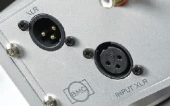 Układy zastosowane w BMC mają mieć zdolność
elastycznego dopasowania do parametrów wkładki.