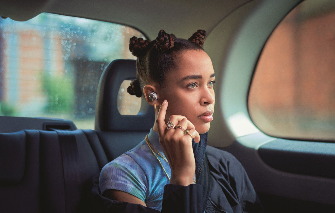 Słuchawki Bowers &amp; Wilkins PI7 i PI5 True Wireless