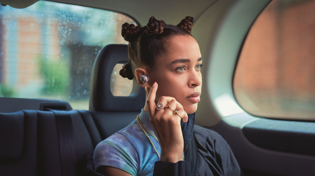 Słuchawki Bowers &amp; Wilkins PI7 i PI5 True Wireless