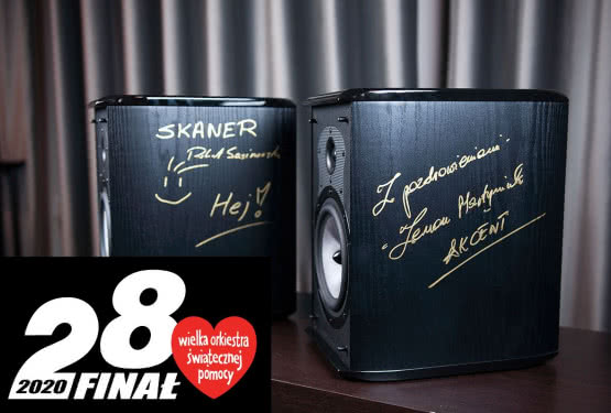 Kolumny Melodika BL25 z autografem Zenona Martyniuka na aukcji WOŚP