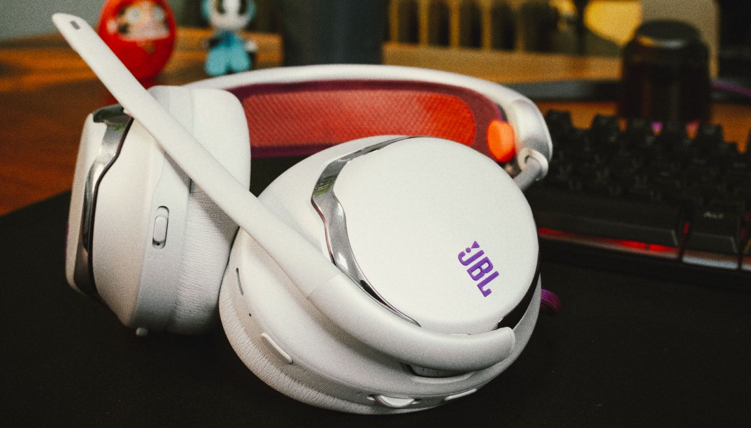 Quantum 950 Wireless, czyli nowy zestaw JBL dla graczy