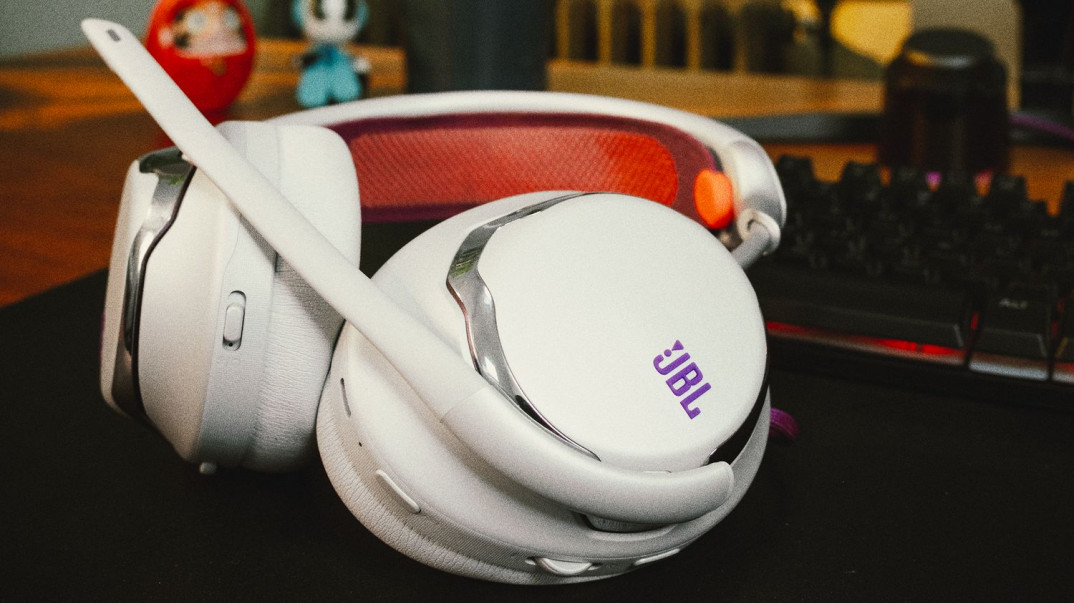 Quantum 950 Wireless, czyli nowy zestaw JBL dla graczy