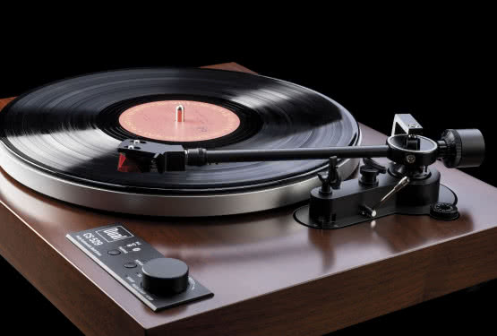 Zobacz pierwszy na świecie gramofon sterowany z telefonu