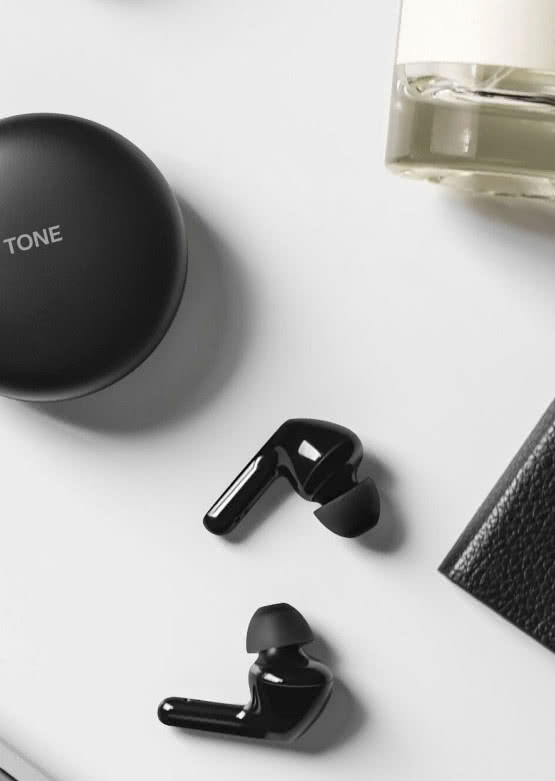 Słuchawki bezprzewodowe LG TONE Free z etui usuwającym bakterie