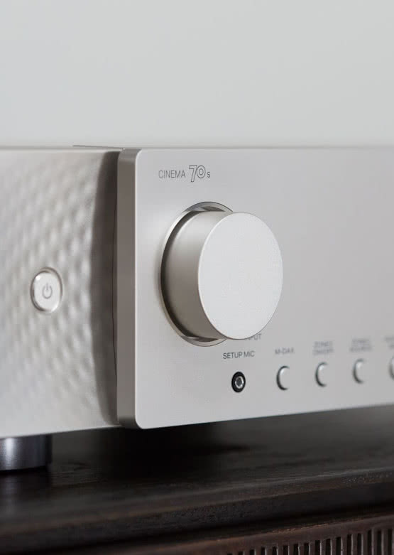 Marantz przedstawił nowe komponenty AV serii CINEMA