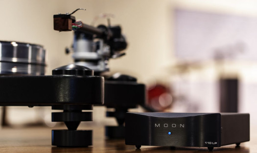 Nowy przedwzmacniacz gramofonowy 110LP v2 firmy Simaudio Moon
