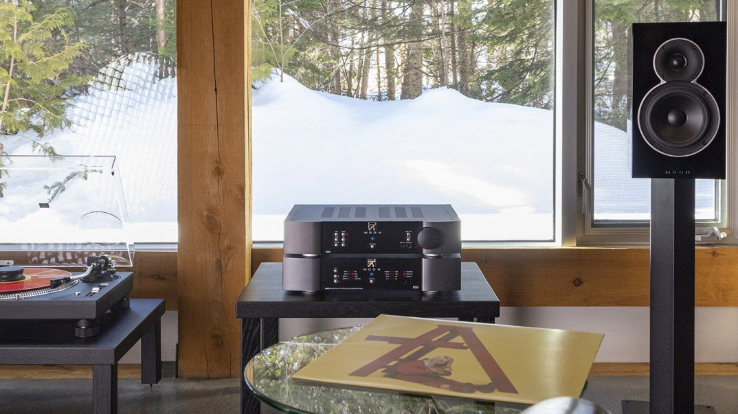 Moon wprowadza do sprzedaży nowy wzmacniacz zintegrowany 250i V2