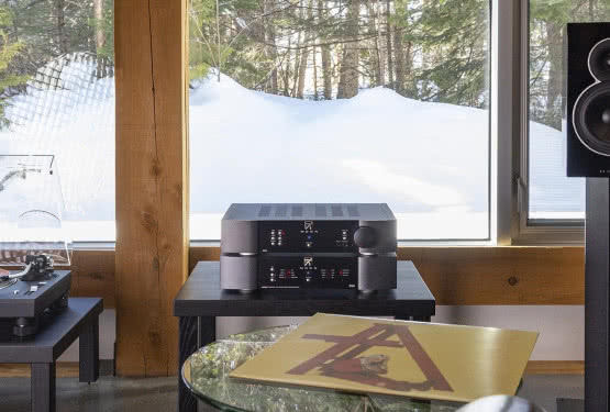 Moon wprowadza do sprzedaży nowy wzmacniacz zintegrowany 250i V2