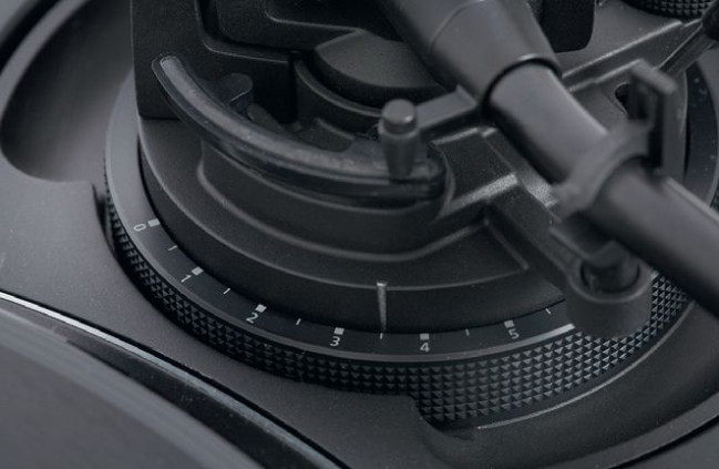 Poprawiono regulację kolumny, VTA można ustawiać w bardziej praktycznym zakresie.