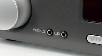 Wyjście słuchawkowe
to wyposażenie oczywiste, ale liniowe
wejście analogowe na złączu mini-jack
to już raczej element zanikający.