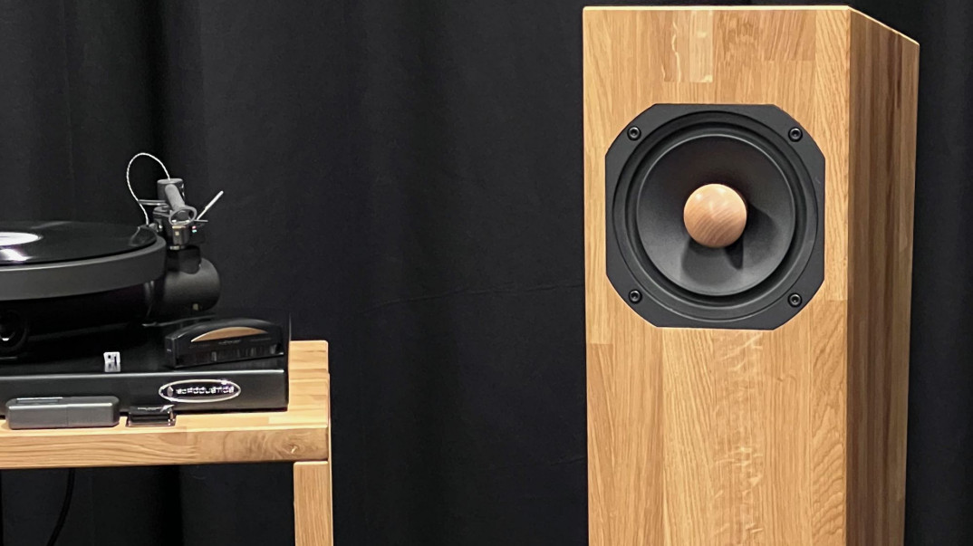 Forlane - nowa i najmniejsza kolumna podłogowa Closer Acoustics