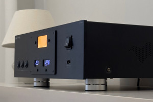 Nowy kondycjoner zasilania Taga Harmony - PC-10000DC