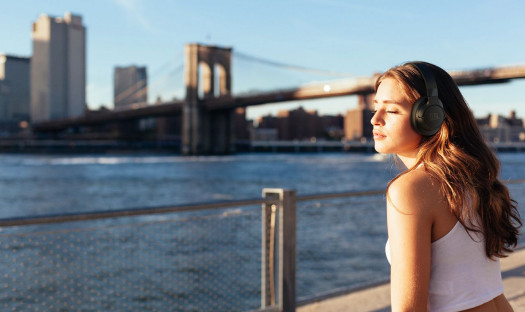 JBL prezentuje kolejne nowe słuchawki - Tune 760 NC