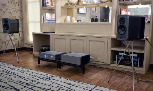 Q-Acoustics Concept 300 - pokaz w londyńskim Soho