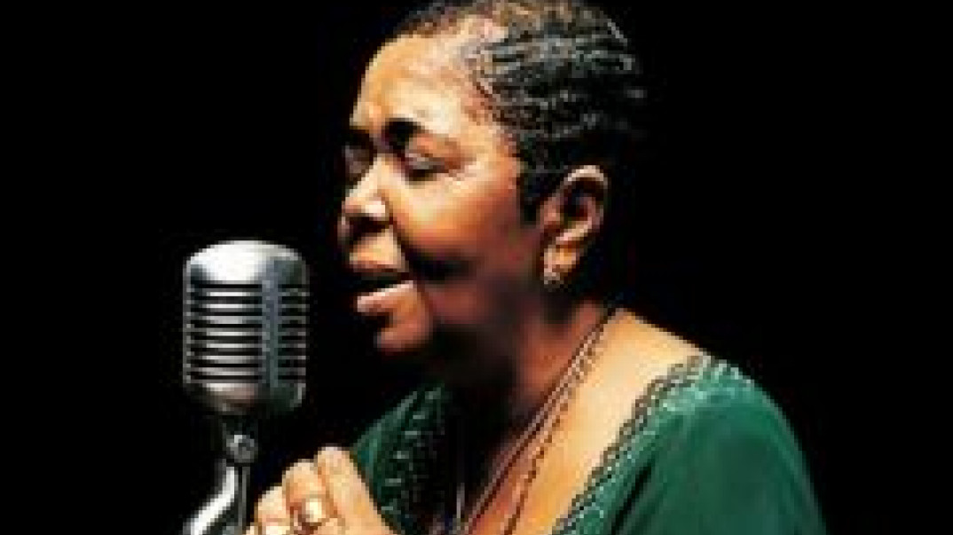 Cesaria Evora - M&amp;atilde;e Carinhosa. Premiera nieopublikowanych piosenek
