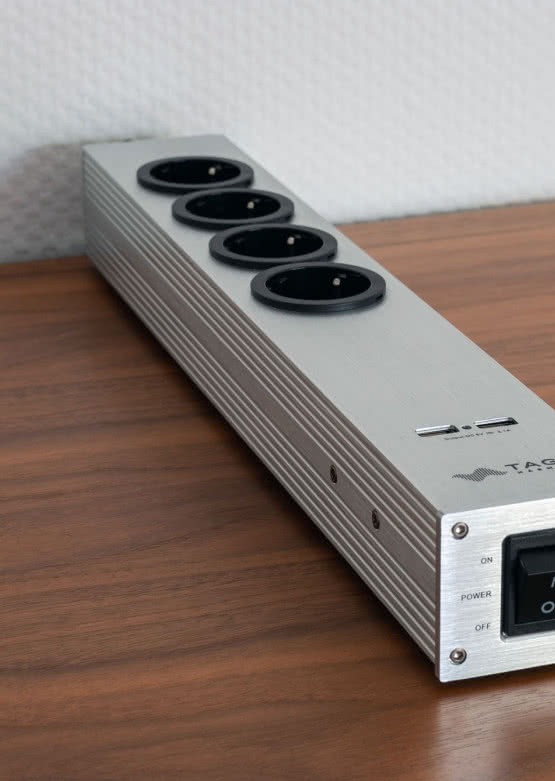 Filtr zasilania Taga Harmony PF-400USB