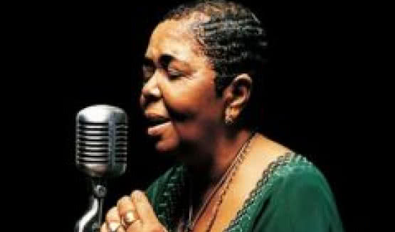 Cesaria Evora - M&atilde;e Carinhosa. Premiera nieopublikowanych piosenek