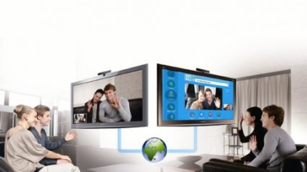 Rozmowa przez Skype na ekranie TV