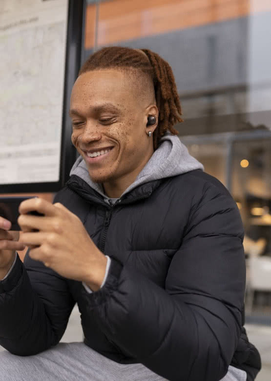 Słuchawki JBL Quantum TWS Air - przestrzenny dźwięk o niskim opóźnieniu