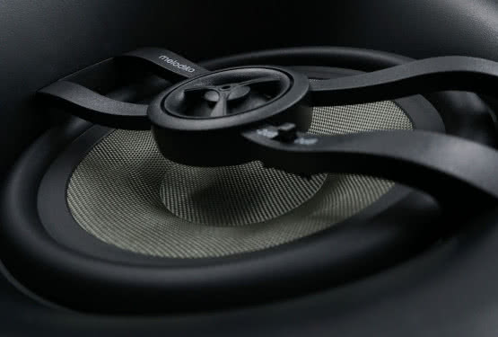 Melodika prezentuje BLI6A - głośnik sufitowy z serii Back in Black