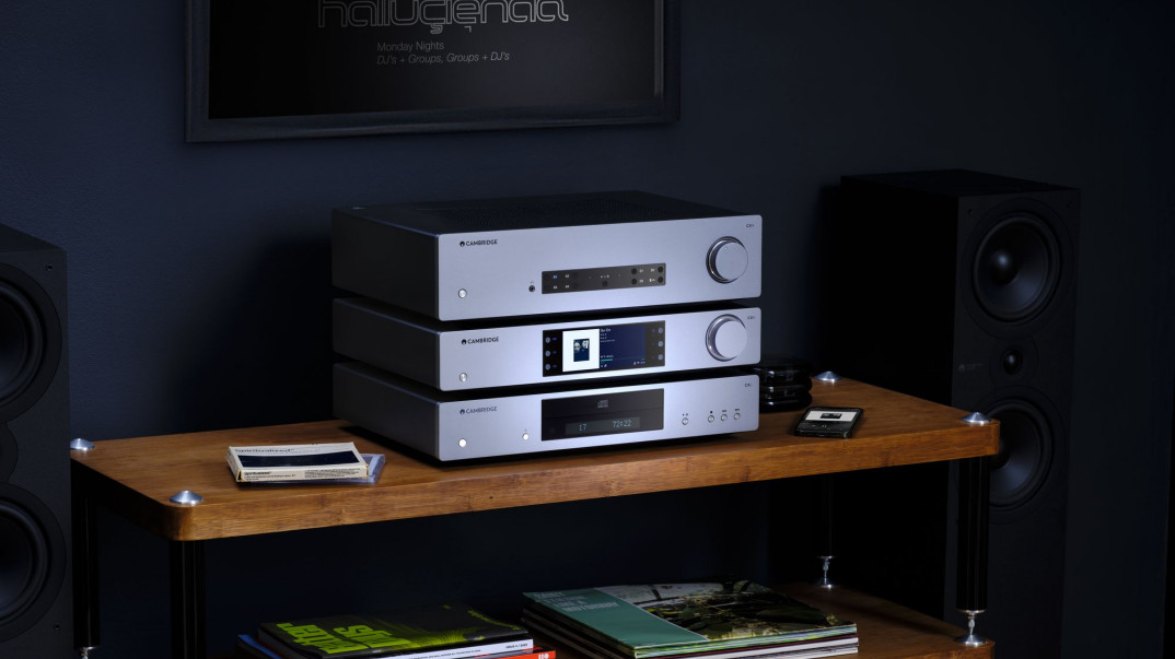 Nowe serce serii CX -  zintegrowany wzmacniacz stereo Cambridge Audio CXA81 Mk II