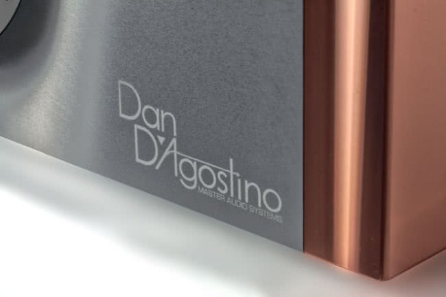 Dan D’Agostino firmuje teraz swoje projekty własnym nazwiskiem.