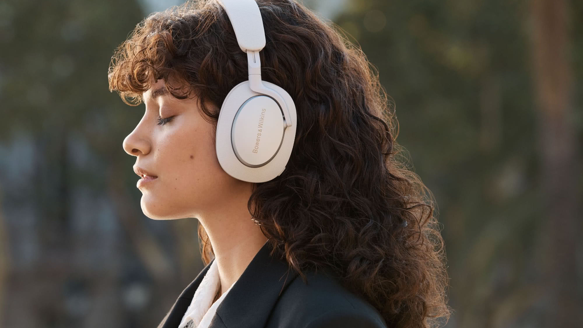 Bowers & Wilkins ulepszył słuchawki Px7 S2e. Premiera