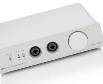 Na czym polega konstrukcja zbalansowana, jakie są jej zalety i wady?