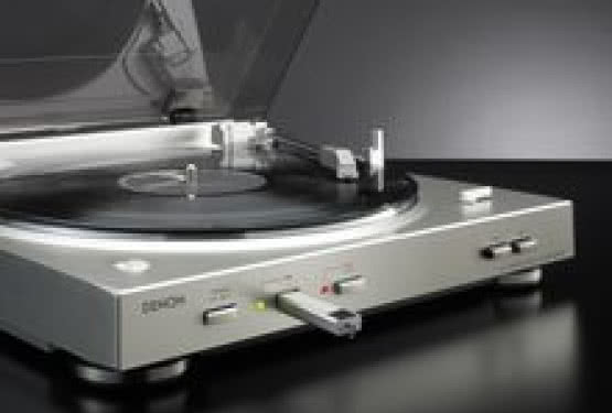 DENON DP-200USB