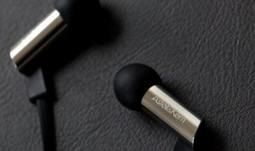 Słuchawki Astell&amp;Kern AKR01