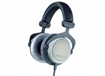 DT880