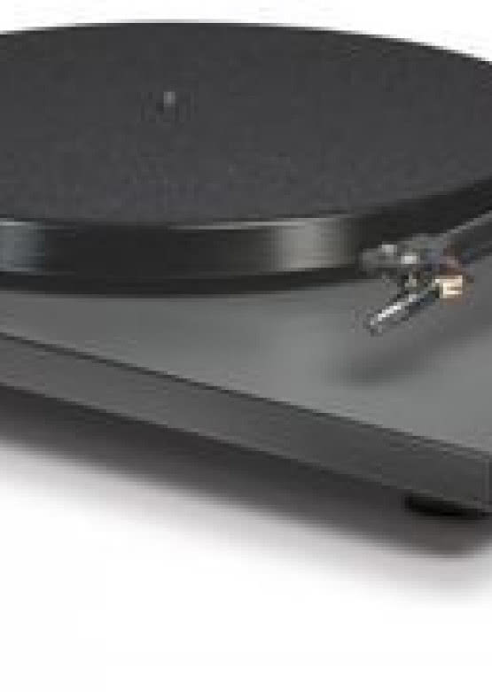 Gramofon NAD C556 w pabianickim salonie Q21