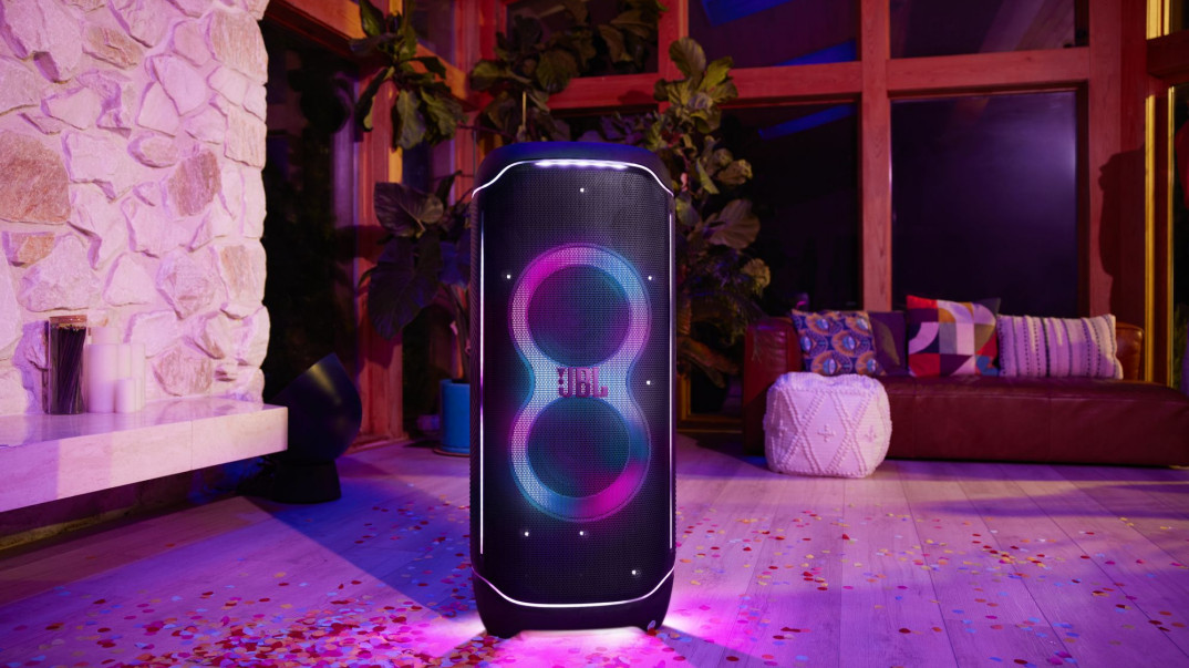 JBL Partybox Ultimate - potężny imprezowy głośnik, który świeci i można go zachlapać
