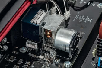 Potencjometr głośności to oczywiście niezastąpiony
Alps.