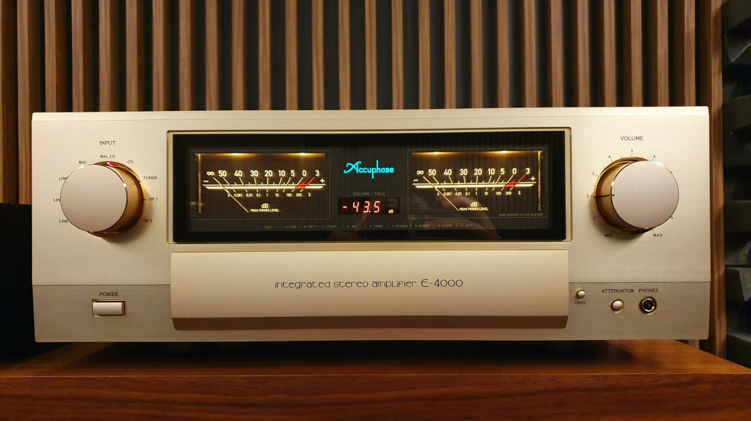 Odsłuchy wzmacniacza Accuphase E-4000 w salonie audioplaza.pl 