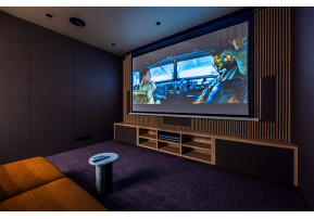 Referencyjny system kina domowego JBL Synthesis w jedynym certyfikowanym showroomie w Polsce. Umów się na odsłuch 