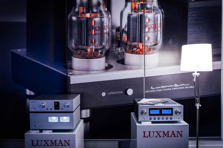 Audio Video Show 2019 - Luxman