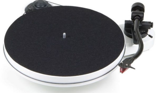 Pro-Ject RPM 1 Carbon w salonie Q21