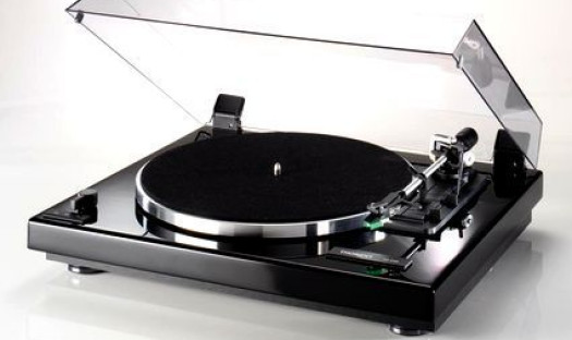 Gramofon Thorens TD-240-2 w kolorze piano black taniej w salonie Q21