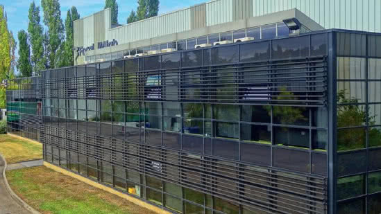 Główna siedziba w St. Etienne; tutaj mieszczą się biura, główny magazyn i część linii produkcyjnych - przetworników i końcowego montażu.