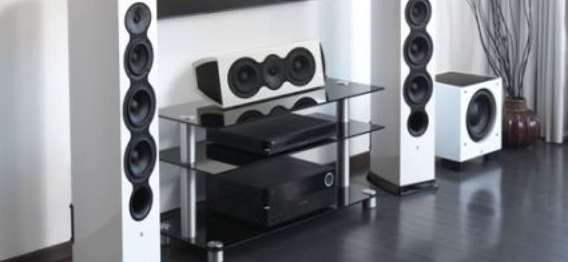 Revel Performa3 teraz w białym kolorze