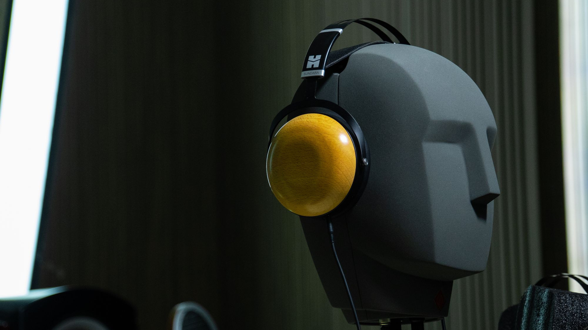 HIFIMAN Sundara Closed-Back teraz w wersji zamkniętej